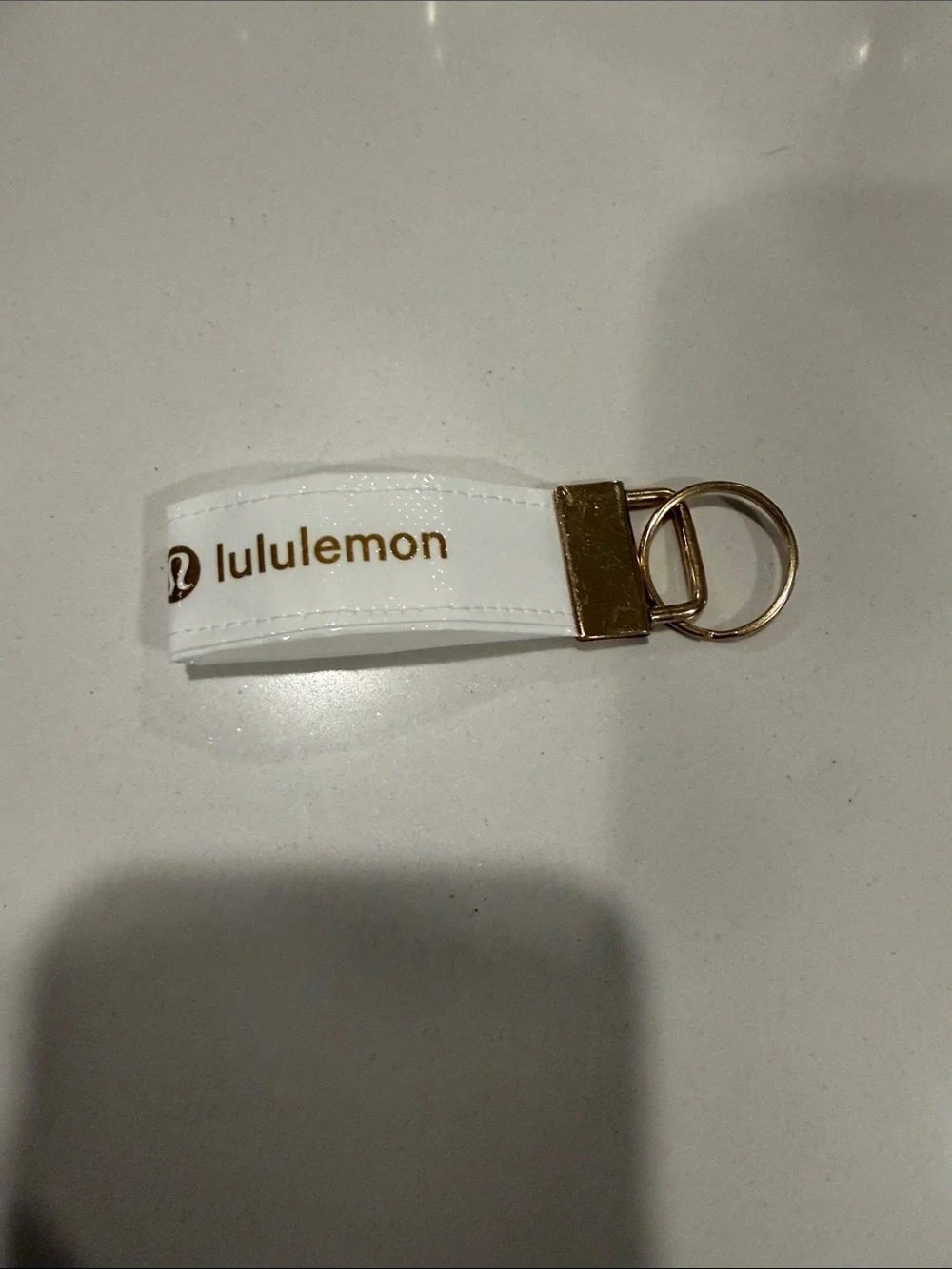 lululemon White handmade and Gold Logo Key Fob(4: white and gold with gold clip)